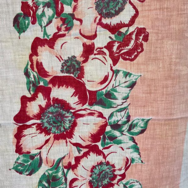 Beautiful Vintage Printed Cotton Retro Kitchen Tablecloth 46"x52" Pink red aqua floral farmhouse kitchen