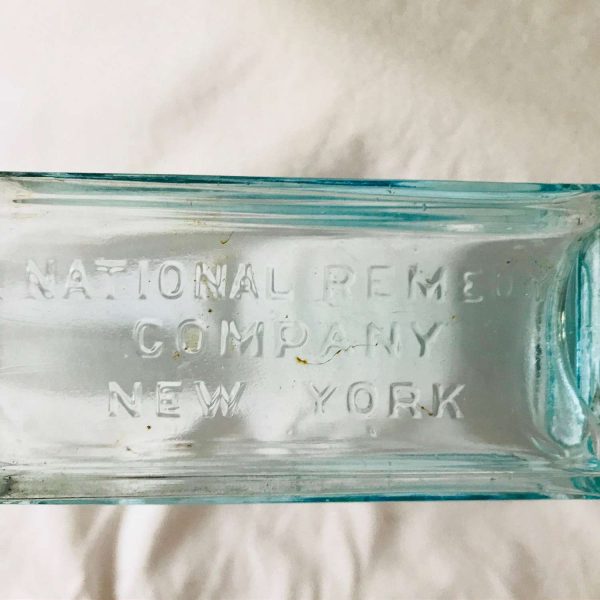 Bottle Antique Apothecary Pharmacy medicine jar Medical Pharmaceutical display collectible National Remedy Company New York Aqua