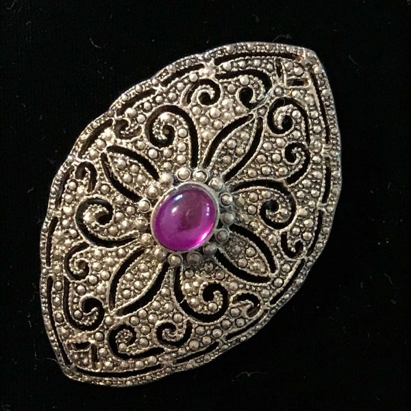 Brooch or Pendant Victorian Style Vintage Pink center stone cold tone nice quality jewelry pin brooch pendant ornate detail
