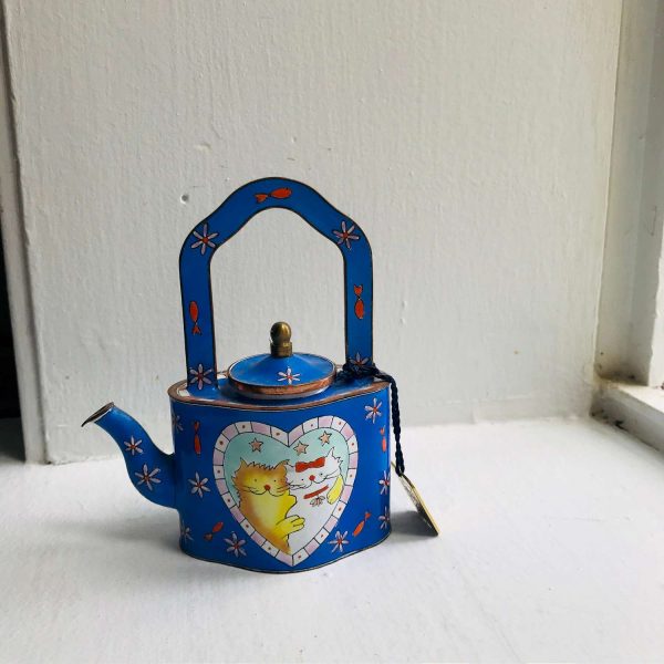 Charlotte di Vita Teapot Cats Kittens Cloisonne 1999 C Meddicott H846 with metal tag Periwinkle blue on copper Cat Lover display collectible