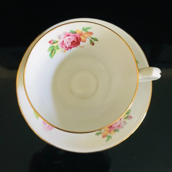 Clarence tea cup and saucer England Fine bone china Large Pink roses with yellow & green leaves farmhouse collectible display coffee bridal