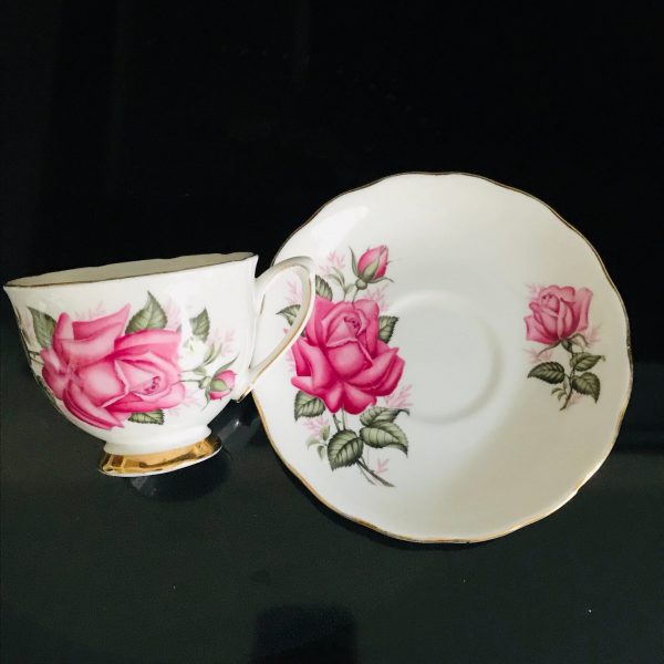 Colclough  tea cup and saucer England Fine bone china Pink Roses gold trim farmhouse collectible display