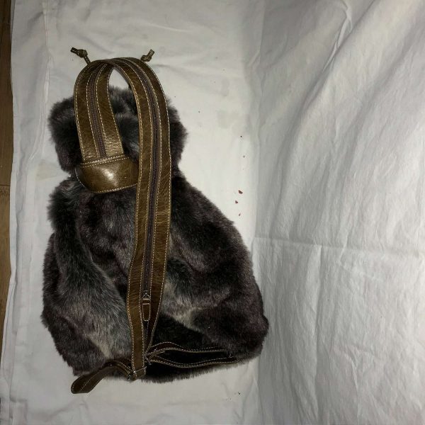 Fantastic Faux Fur Shoulder Bag Backpack Zipper back strap Canvas Lined Clean with zipper pocket inside