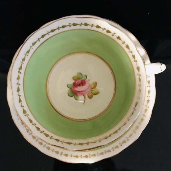 New Chelsea Staffordshire Tea cup and saucer light green Fine bone china England gold trim farmhouse collectible display serving