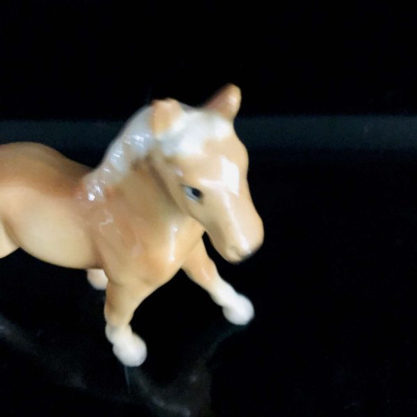 Pair of  fine bone china horse figurines collectible farmhouse ranch cabin display mid century Japan