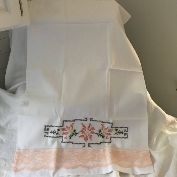 Pillowcase Single Hand cross stitched with sewn on peach lace bedding bed & breakfast cottage cabin guest room collectible linens poppies