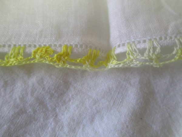 Pretty linen hankie yellow variegated crochet trim