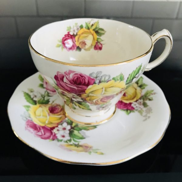 Queen Anne Fantastic tea cup and saucer England Fine bone china pink & yellow Roses farmhouse collectible display cottage coffee