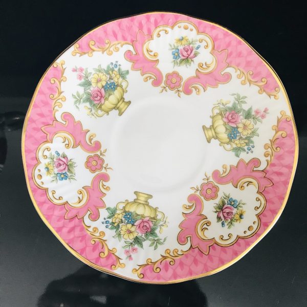 Queen's tea cup and saucer England Fine bone china Pink with flower urns scrolls gold trim farmhouse collectible display coffee