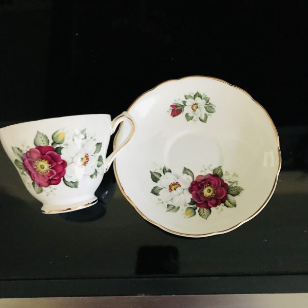 Regency Tea cup and saucer England Fine bone china Red & White Roses gold trim farmhouse collectible display cottage shabby chic