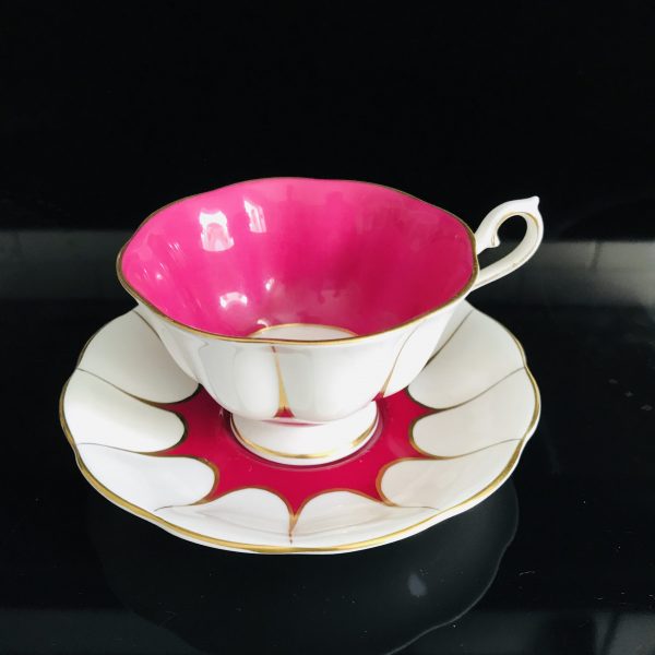 Royal Albert tea cup and saucer England Fine bone china Bright Pink and White flower farmhouse collectible display coffee