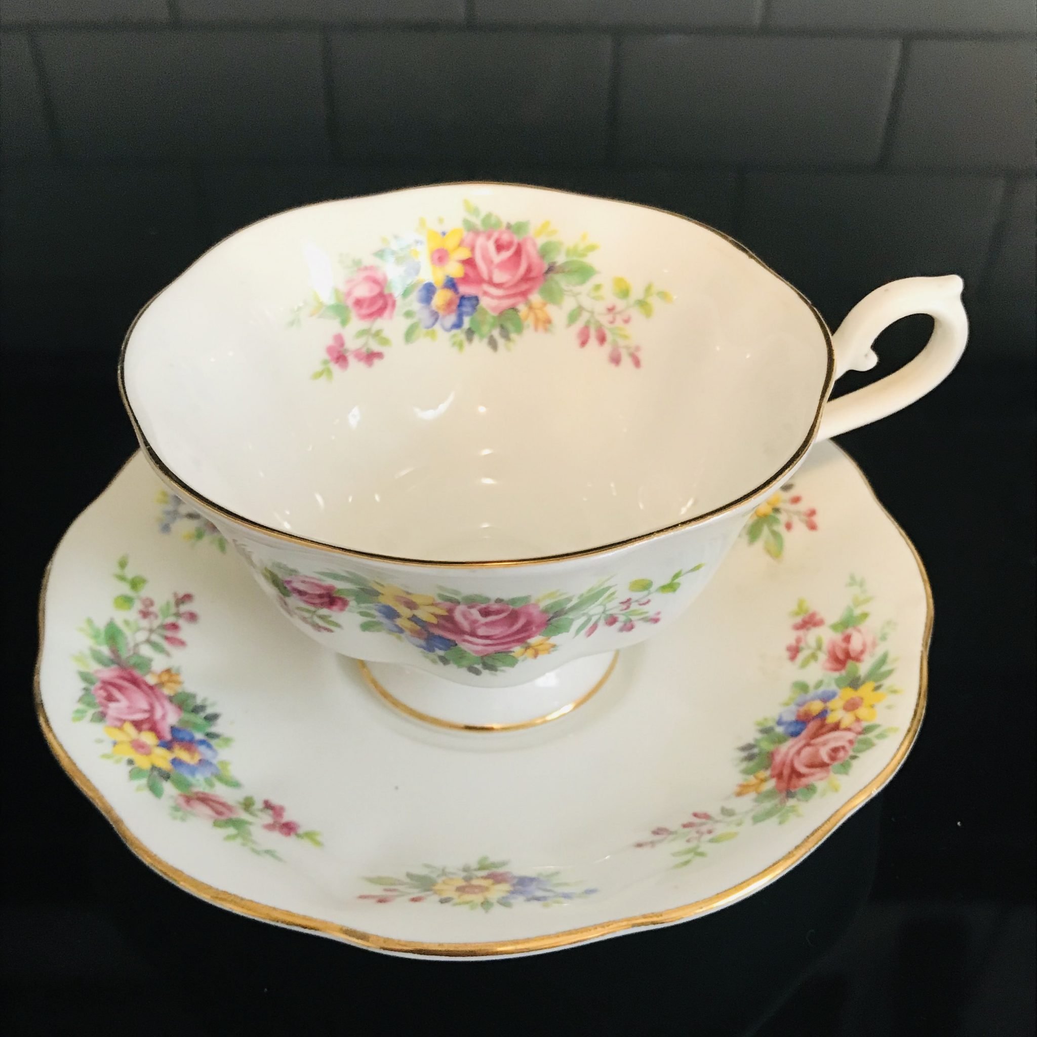 Royal Albert tea cup and saucer England Fine bone china floral bouquets ...