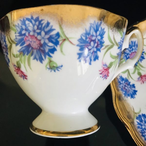 Royal Ardalt tea cup and saucer England Fine bone china blue & pink cornflowers heavy gold trim farmhouse collectible display coffee