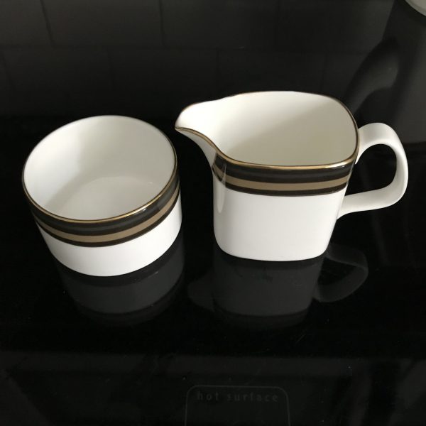 Royal Daulton 6 tea cups and saucers with Coffee Pot cream & open sugar bone china England mod atomic retro sleek collectible