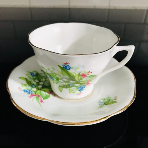 Royal Imperial Tea cup and saucer England Fine bone china Lily of the Valley gold farmhouse collectible display serving dining