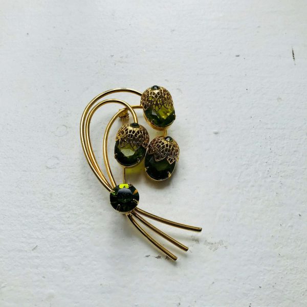 Sarah Coventry Brooch Vintage Gold tone with Retro Olive Green Rhinestone Acorns collectible vintage jewelry Brooch Pin
