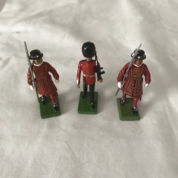Set of 3 Guards English Red White and Black Metal Castle Guard Figurines 1990 W. Britain collectible figures toys soldiers