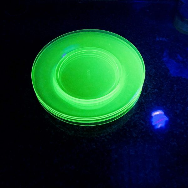 Set of 5 Luncheon Plates Uranium Glass Cambridge green farmhouse collectible display kitchen dining serving glowing glass