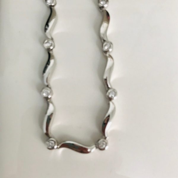 Sterling Silver Necklace heavy links with crystals between each safety latch at slide closure 10.5 grams 16" long