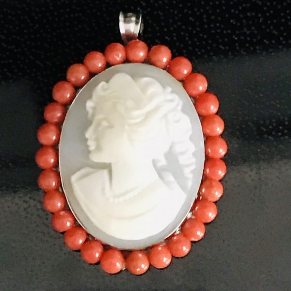 Sterling Silver Pendant Drop onyx hand cut cameo Italy with red coral signed .925 Star 661NA signed on back of cameo as well