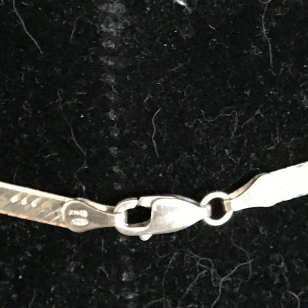 Sterling silver serpentine chain pointed bottom with lobster claw closure 10 grams .925 18" long