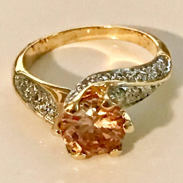 Sterling silver vintage ring with gold wash topaz with CZ's size 7 1/4