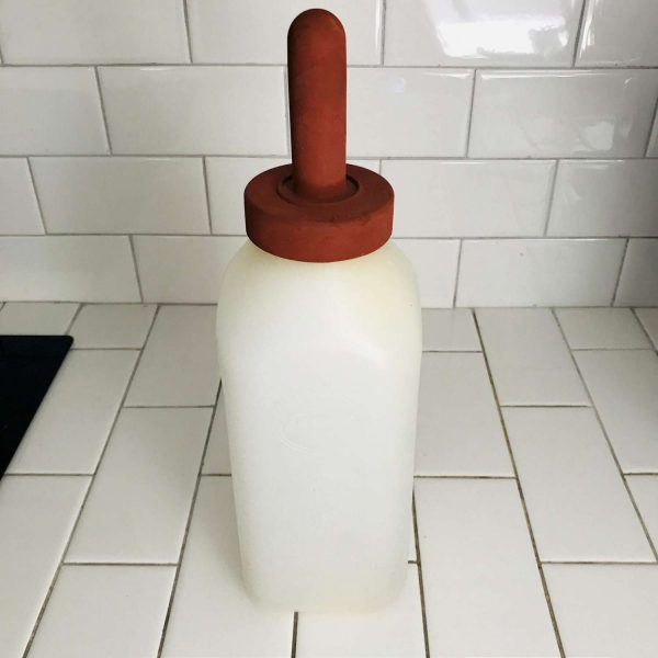 Straight off the farm Suckle CarnationAlbers Calf Milk Feeding Bottle large rubber nipple calf manna with directions on bottle
