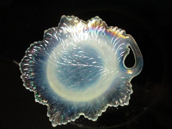 Stunning Vintage Fenton Opalescent Decorative Leaf Designed iridescent Shallow bowl