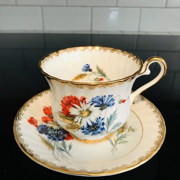 Sutherland Staffordshire Tea cup and saucer England Fine bone china Carnations gold trim farmhouse collectible display coffee