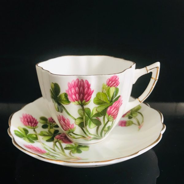 Thistle tea cup and saucer England Fine bone china Scalloped Pink with Green Clover farmhouse collectible display bridal shower wedding