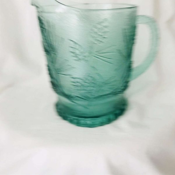 Tiara Indiana Glass Spearmint Green Ponderosa Pine 68 ounce Pitcher New In box 1970's Farmhouse Collectible Christmas Holiday Decor Kitchen