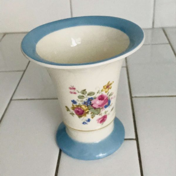 Vase light blue trim floral cabbage rose American made E & R Artware collectible display farmhouse cottage bedroom fine china