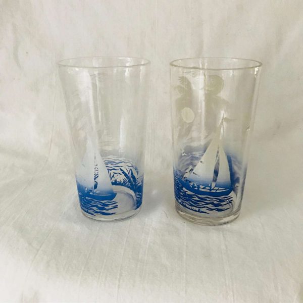 Vintage 1950's Pair of glass tumblers water Iced tea 8 oz farmhouse collectible display kitchen serving 4 7/8" tall 2 7/8" across Sailboats