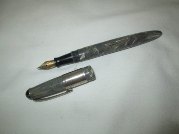 Vintage American Gray marble look fountain pen USA gold nib size 6 filler clip intact