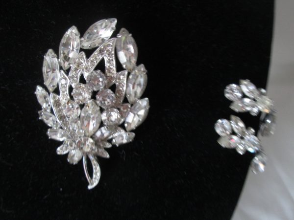 Vintage Beautiful Large Rhodium Plated Eisenberg Ice Brooch Rhinestones Pin & Clip Earrings Signed Jewelry WOW Piece Wedding Evening Jewelry