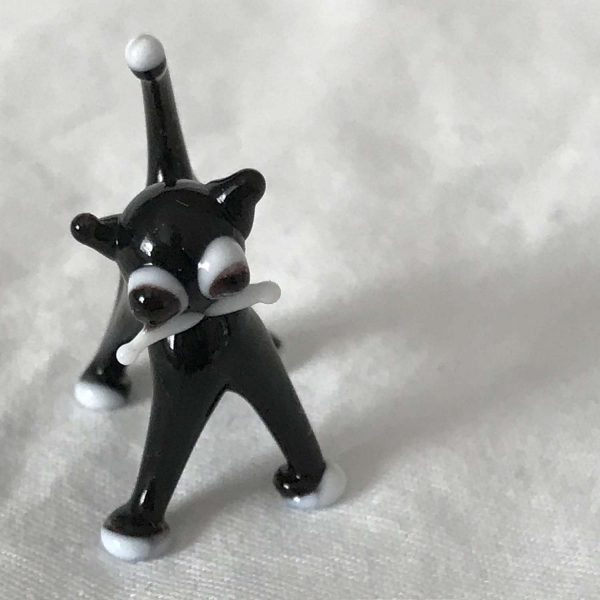 Vintage Blown Glass Tiny black and white Cat Kitten with white whiskers & Paws hand made collectible figurine display