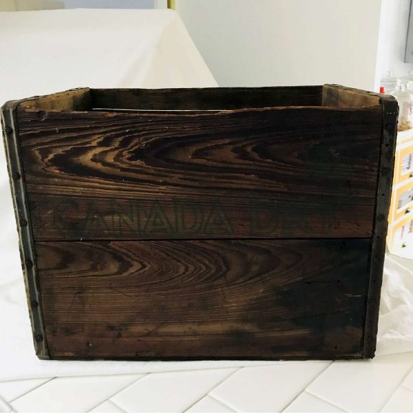 Vintage Canada Dry Wooden Crate Full size double handle display storage farmhouse collectible garage storage man cave