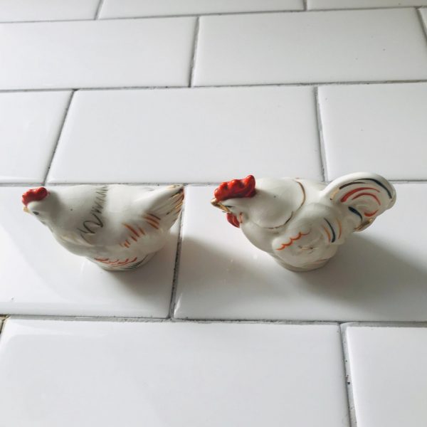 Vintage Chicken Rooster Salt & Pepper Shakers War-time Japan farmhouse lodge hunting cabin collectible display retro kitchen