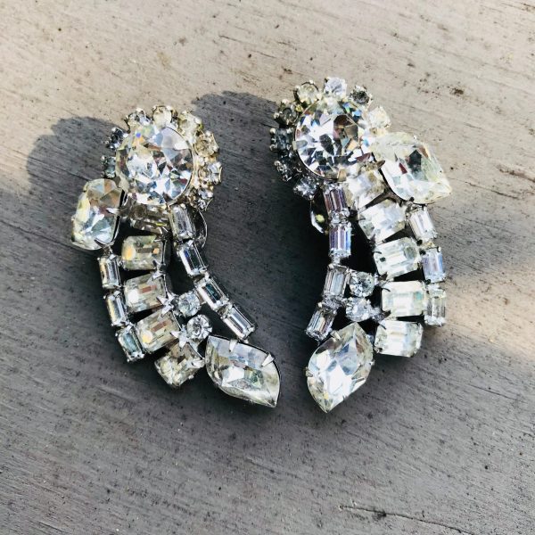 Vintage Clip Earrings Rhinestone Weiss signed rhodium plated 1940's collectible wedding special event clubbing bling