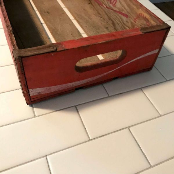 Vintage Coca Cola Crate Coke holds 24 bottle display collectible farmhouse man cave cottage coca cola display