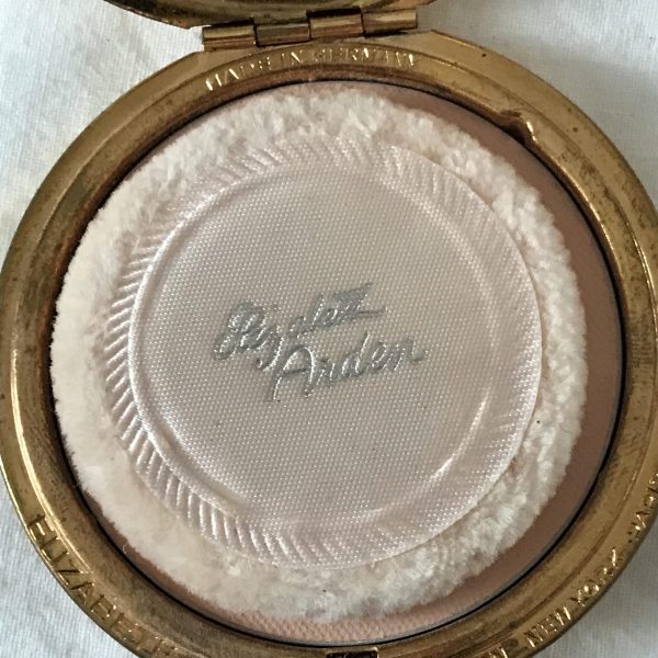 Vintage Compact Unused  Elizabeth Arden Germany filled in USA intact purse accessory handbag collectible display vanity bling glitter