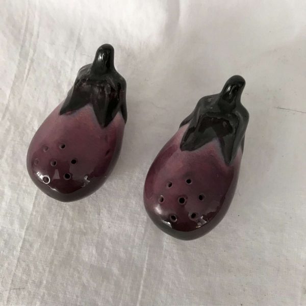 Vintage Egg Plant Salt & Pepper Shakers Retro Kitchen Purple and Black farmhouse collectible display RARE war-time Japan cork stoppers