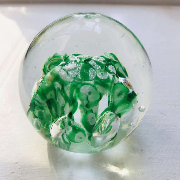 Vintage glass paperweight Bright green and white flowers controlled bubbles collectible display home decor