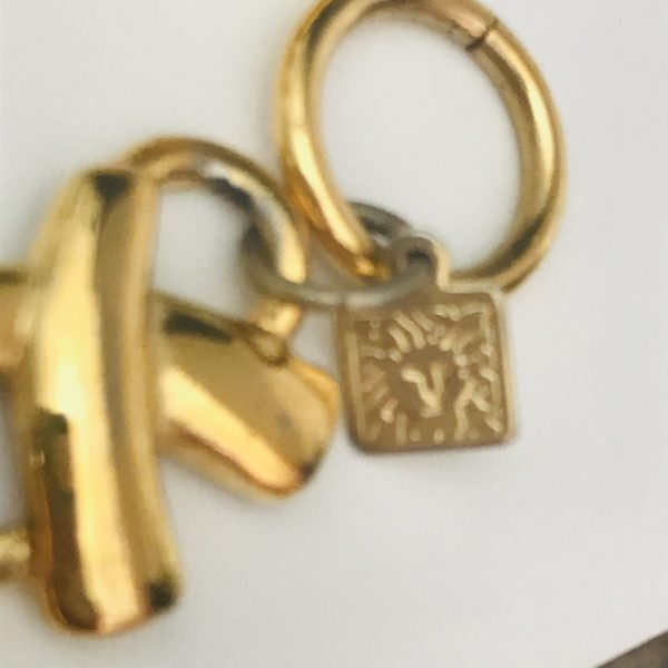 Vintage Gold tone Link bracelet sleek markeed R on clasp