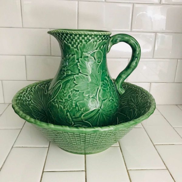 Vintage Green Leaf & vine pattern Pitcher and bowl with woven pattern edges farmhouse collectible pottery display cabin lodge