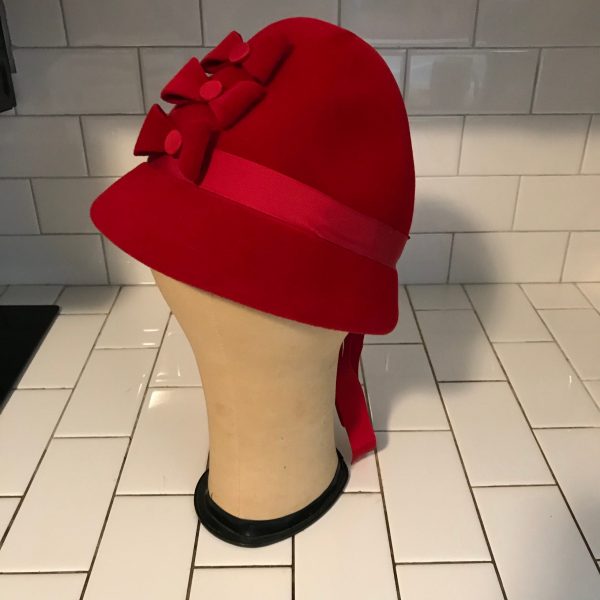 Vintage Hat 100% wool Red Cloche hat gross grain ribbon back Bow front Polly-Deb for TEENS theater movie prop costume special event