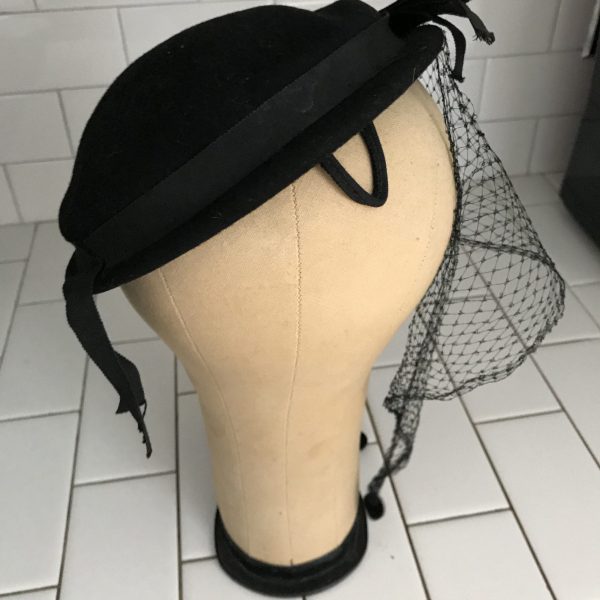 Vintage Hat Black Wool and Netting 1920's Mini Fascinator theater movie prop costume special event gross grain ribbon on back
