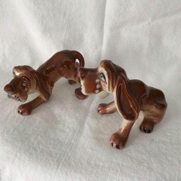 Vintage Hound Dog Salt and Pepper Shakers War-time Japan farmhouse lodge hunting cabin collectible display RARE Beverly Hillibilies Dog