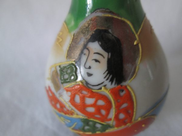 Vintage Occupied  Japan Hand Painted Miniature Vase Great detail Gold trim