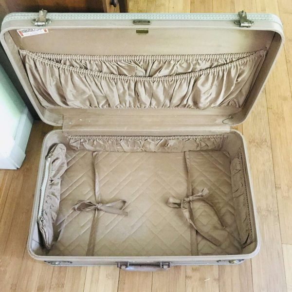 Vintage Oshkosh Suitcase Brass latches Luggage Storage Travel bag hard side luggage farmhouse cottage display home decor
